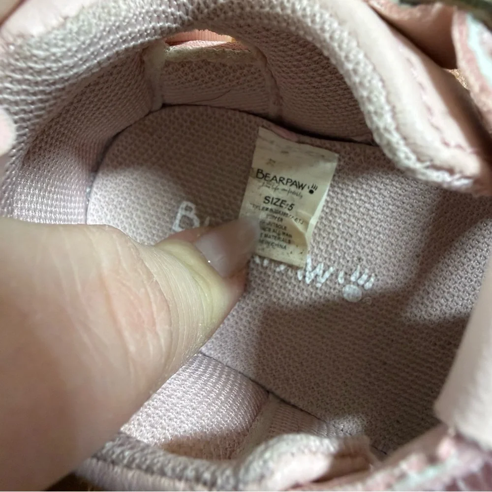 BearPaw‎ Girls Pink Strappy Shoe Sandal Closed Toe Light Pink Comfort T5